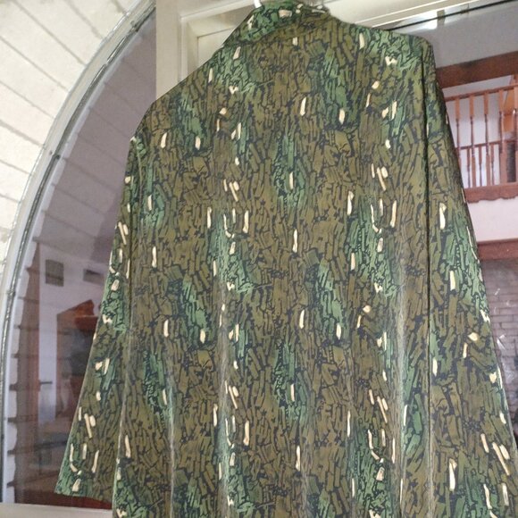 C.M. shapes Women's Blouse 3X Brown Green Black - Picture 2 of 4